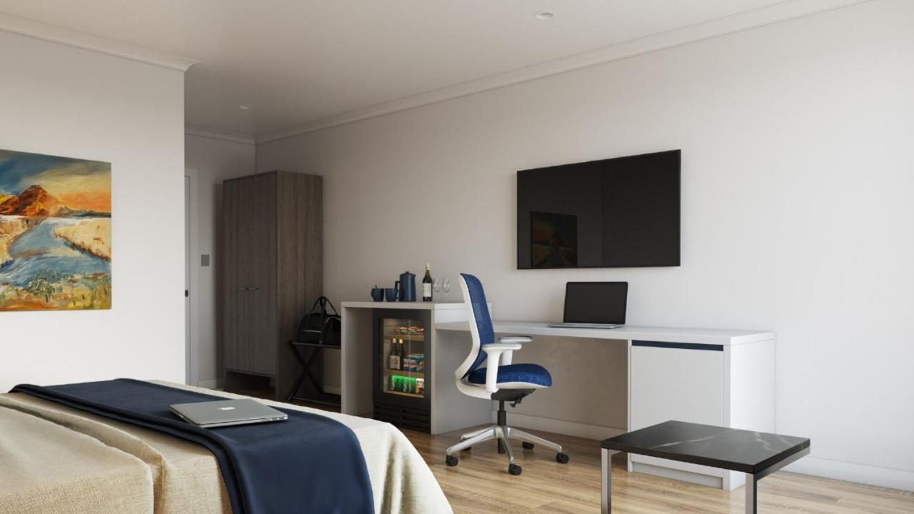 The Cambridge Kununurra Hotel Bagian luar foto