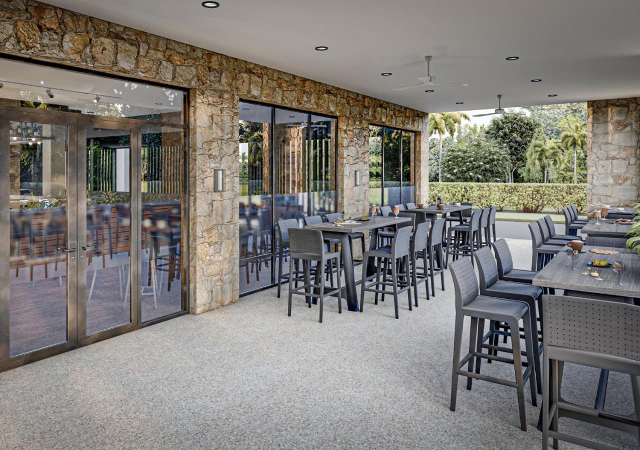 The Cambridge Kununurra Hotel Bagian luar foto
