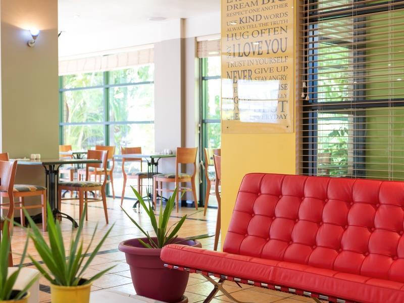 The Cambridge Kununurra Hotel Bagian luar foto