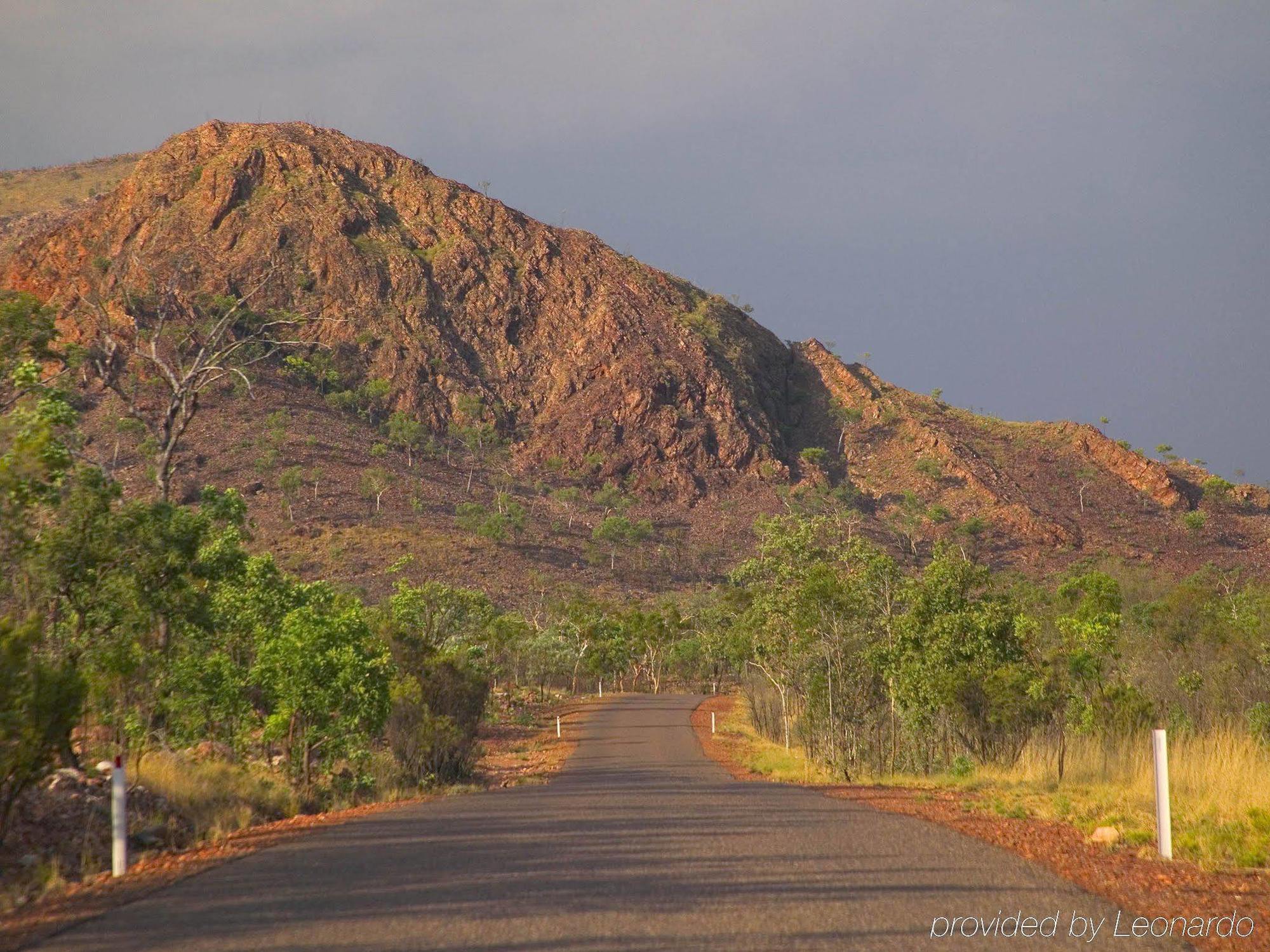 The Cambridge Kununurra Hotel Bagian luar foto