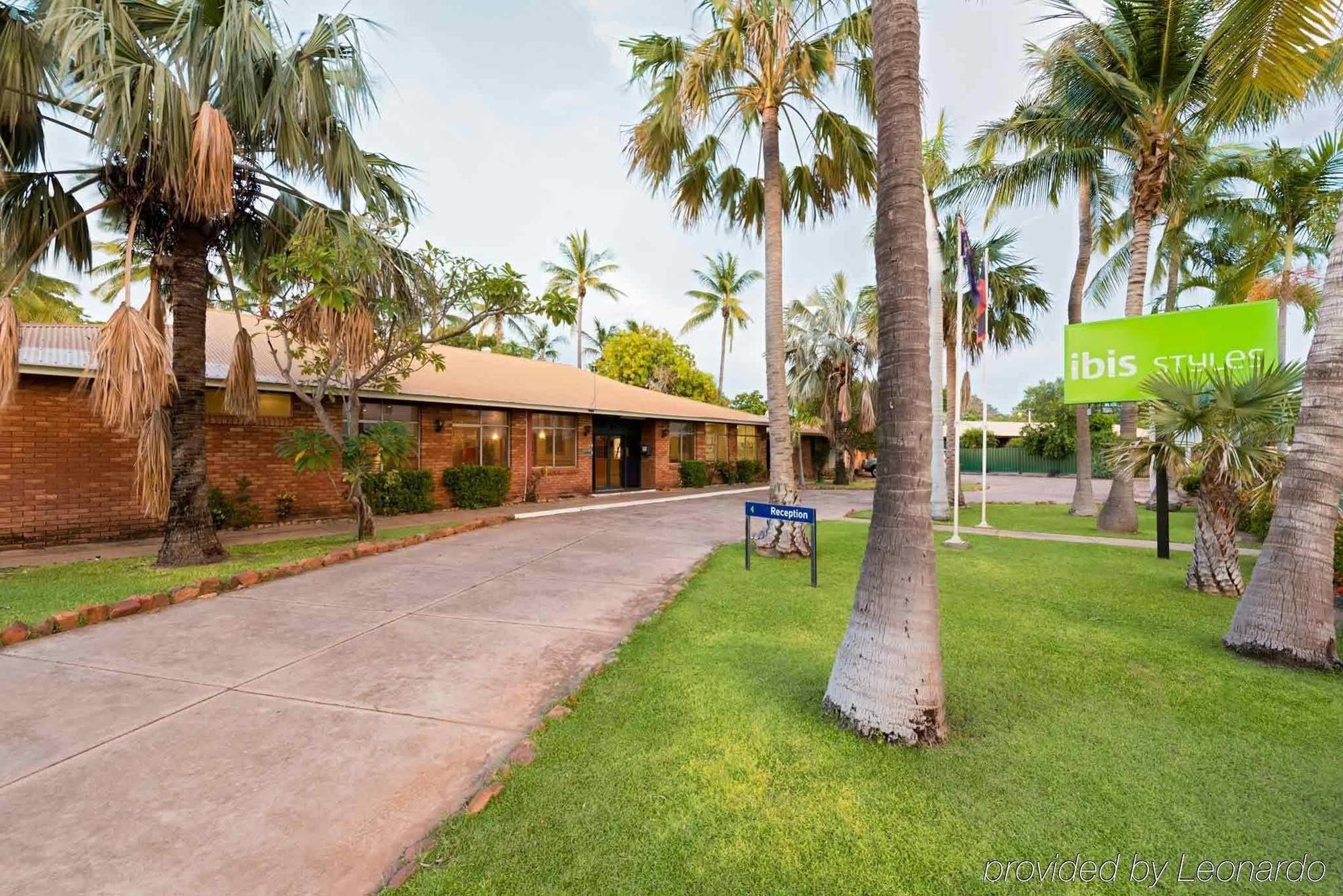 The Cambridge Kununurra Hotel Bagian luar foto